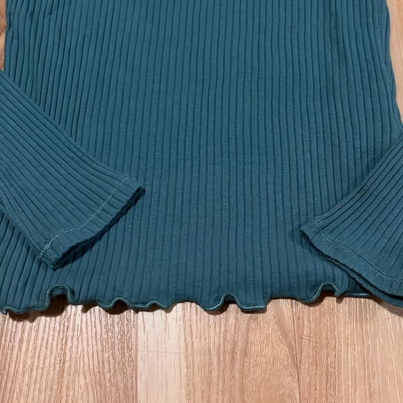 Teal Long Sleeve Ribbed Top - Picture 3 of 4